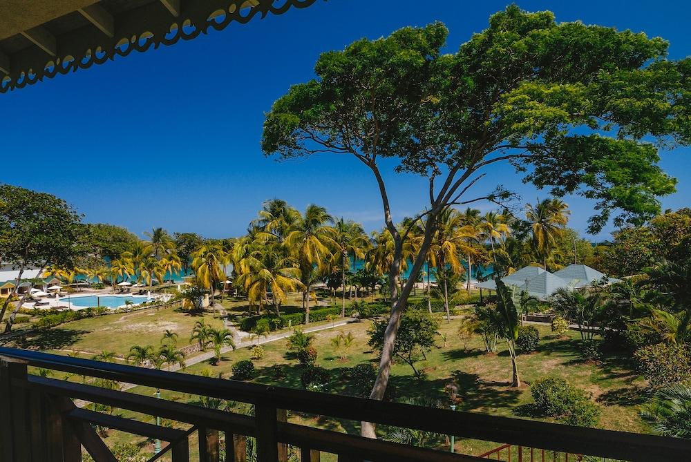 Bequia Beach Port Elizabeth Eksteriør bilde